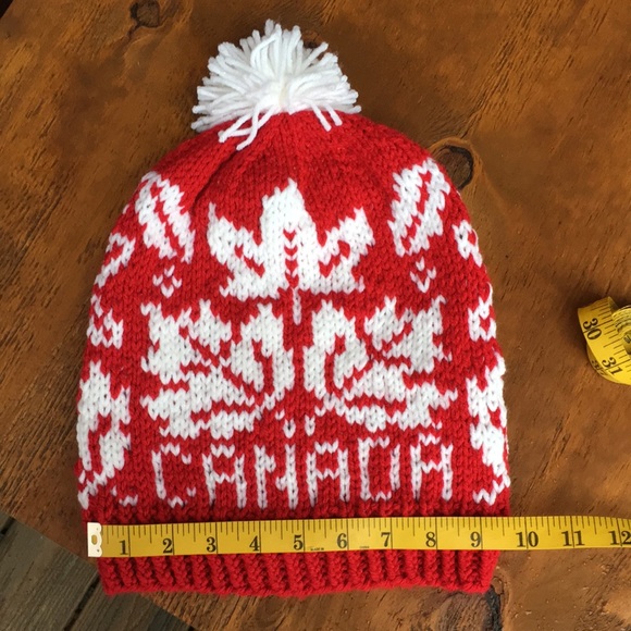 Hand Knit Canada Hat - Picture 1 of 6